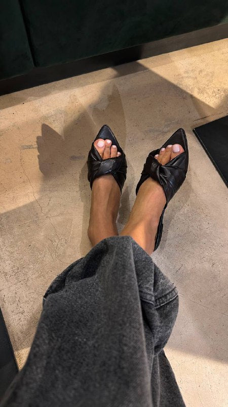 Laura Stilettos - Elegant with Bow
