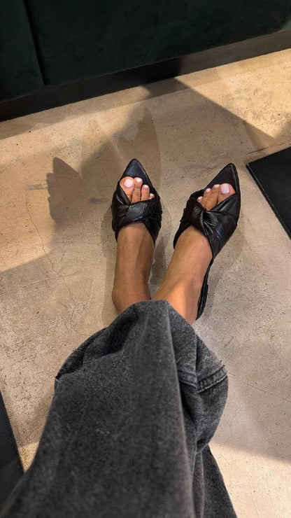 Laura Stilettos - Elegant with Bow