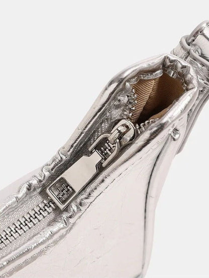 Chain bag – urban and modern style