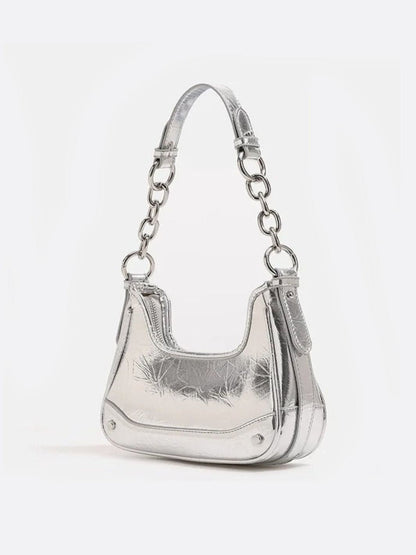 Chain bag – urban and modern style