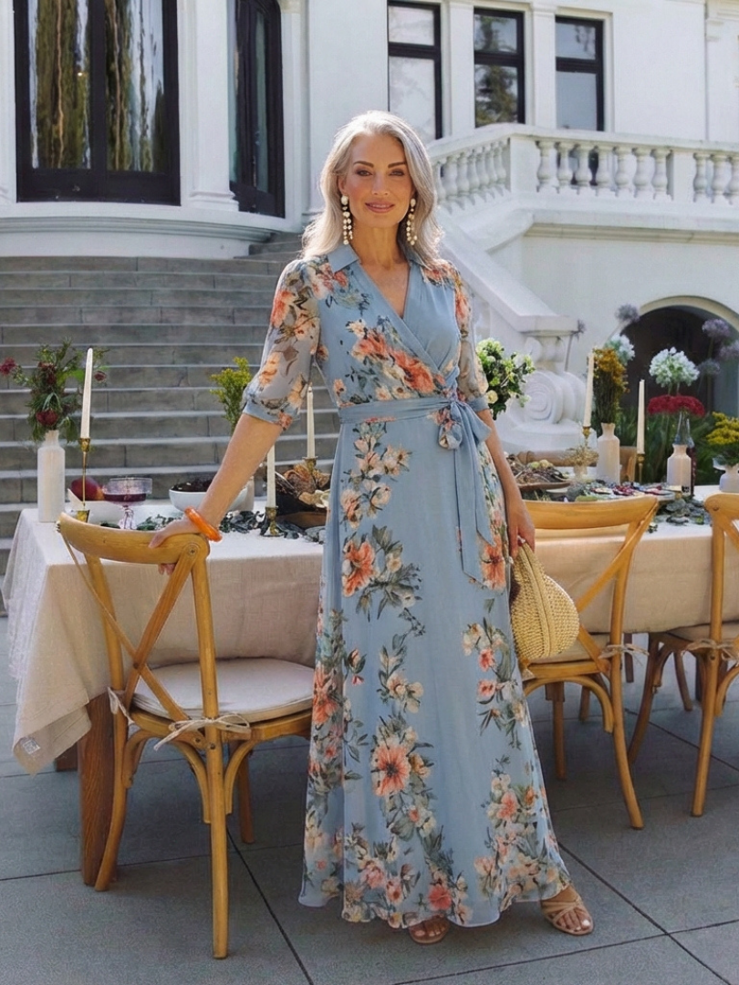 Elowe | Floral print maxi dress with V-neck